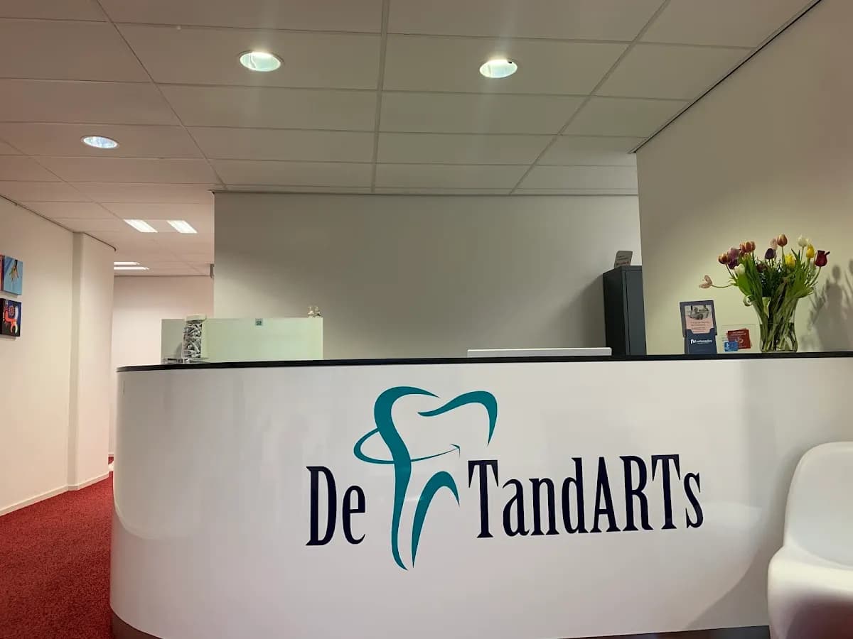 De TandARTs — foto uit de Google-vermelding van de praktijk