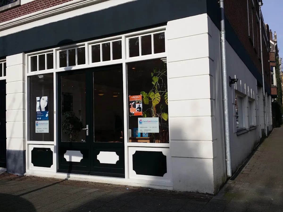 Dental Care Rotterdam — foto uit de Google-vermelding van de praktijk