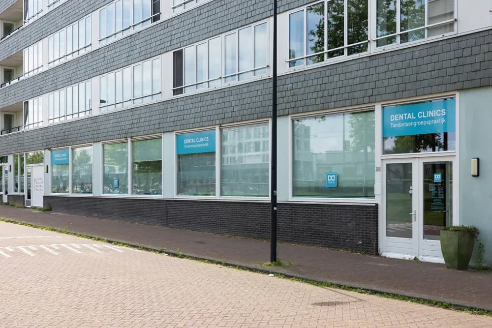 Dental Clinics Amsterdam IJburglaan — foto uit de Google-vermelding van de praktijk