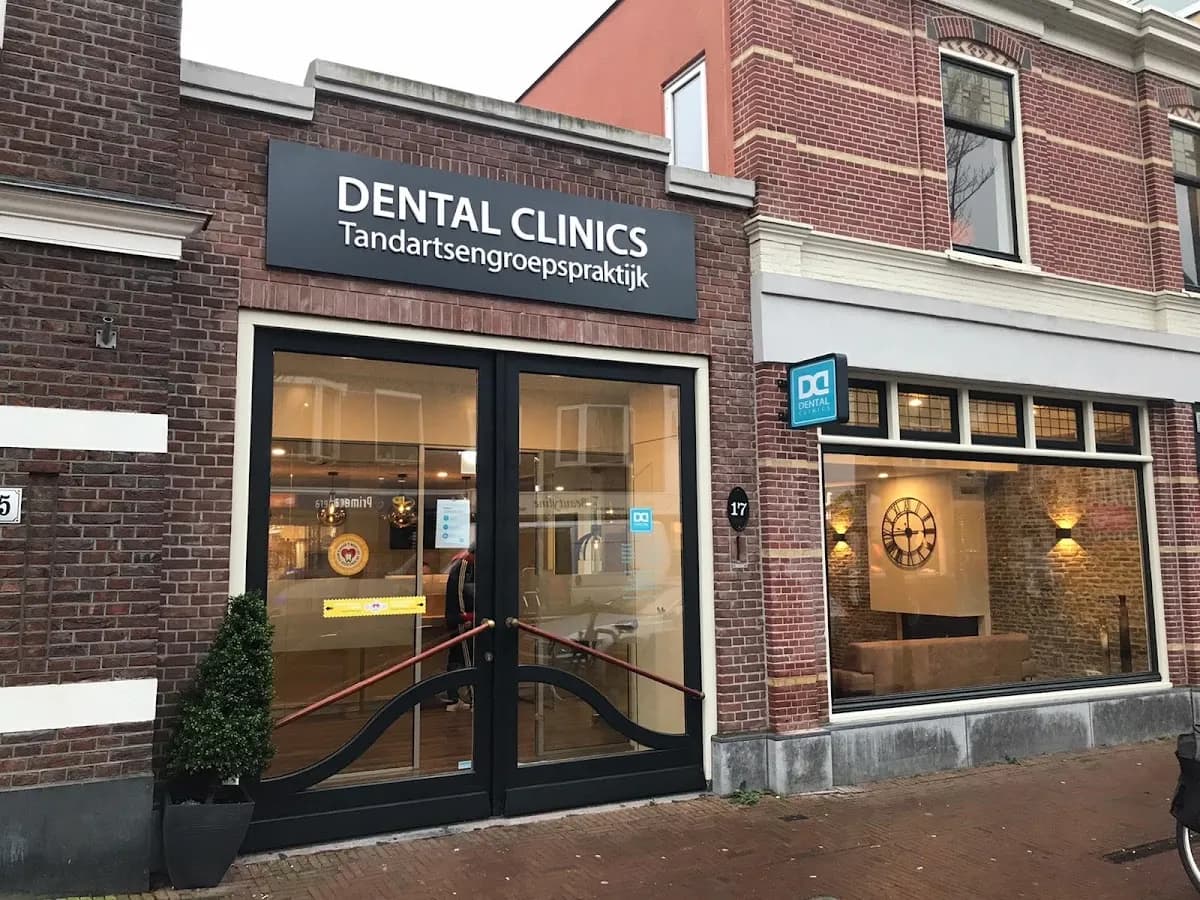 Dental Clinics Leidschendam — foto uit de Google-vermelding van de praktijk