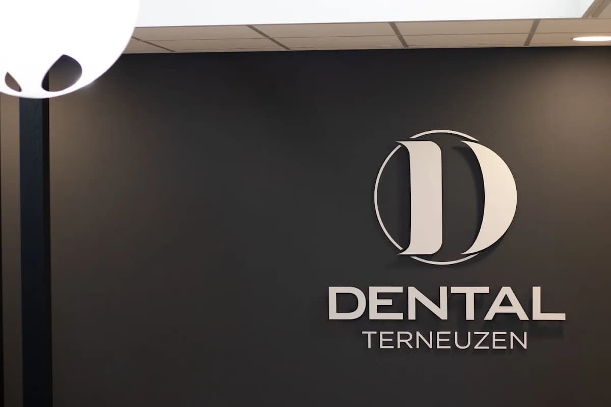 Dental Terneuzen — foto uit de Google-vermelding van de praktijk