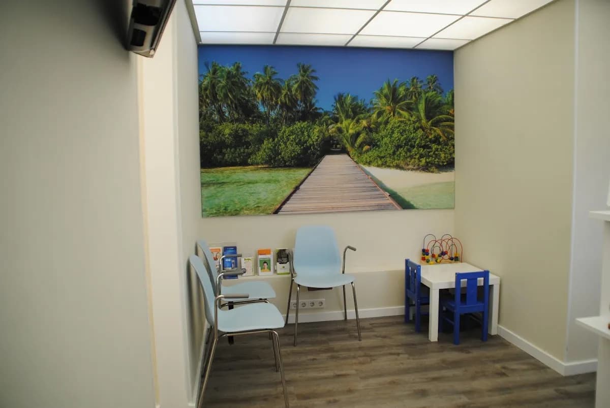 Dentique Clinics — foto uit de Google-vermelding van de praktijk