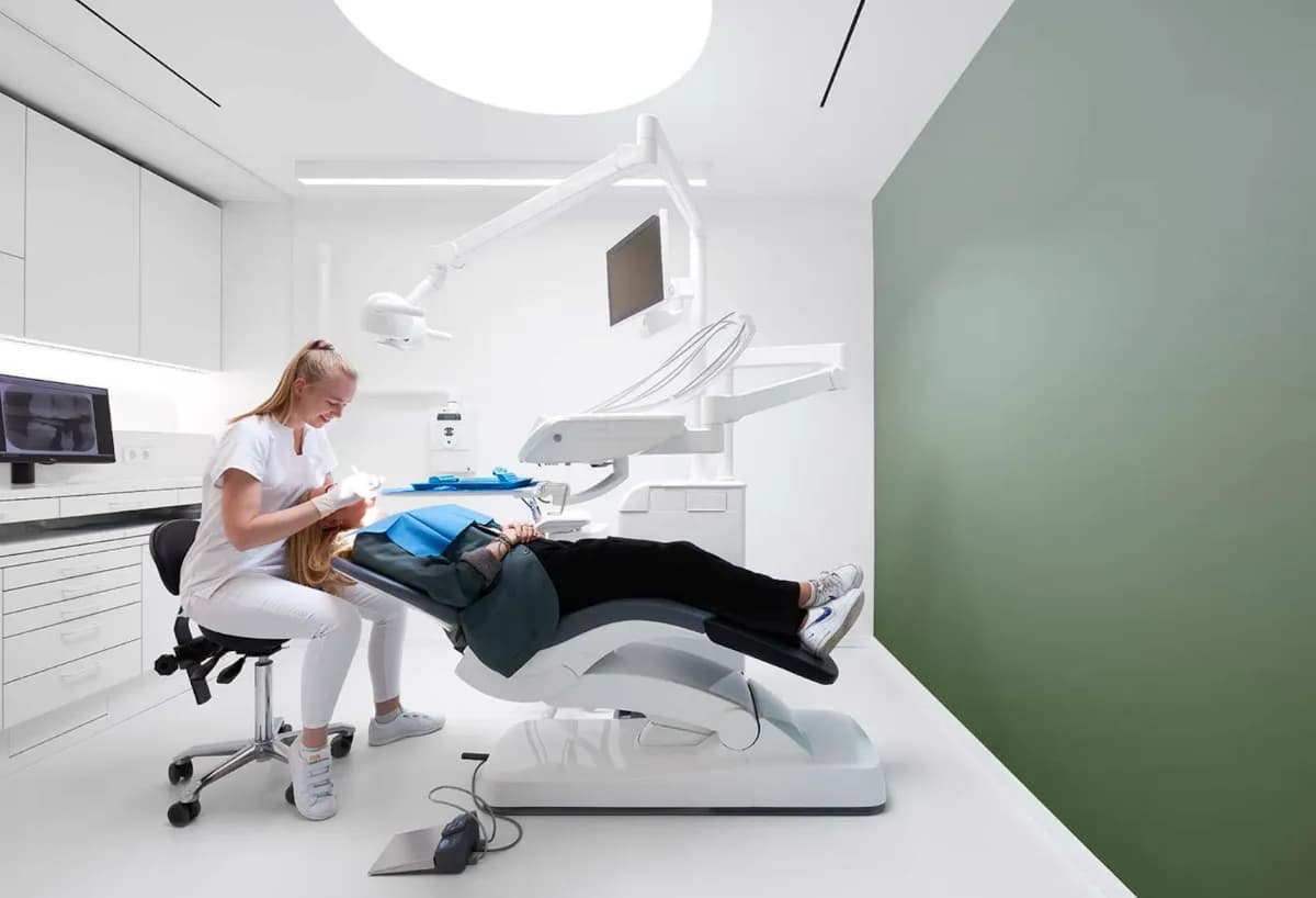 Dentista — foto uit de Google-vermelding van de praktijk