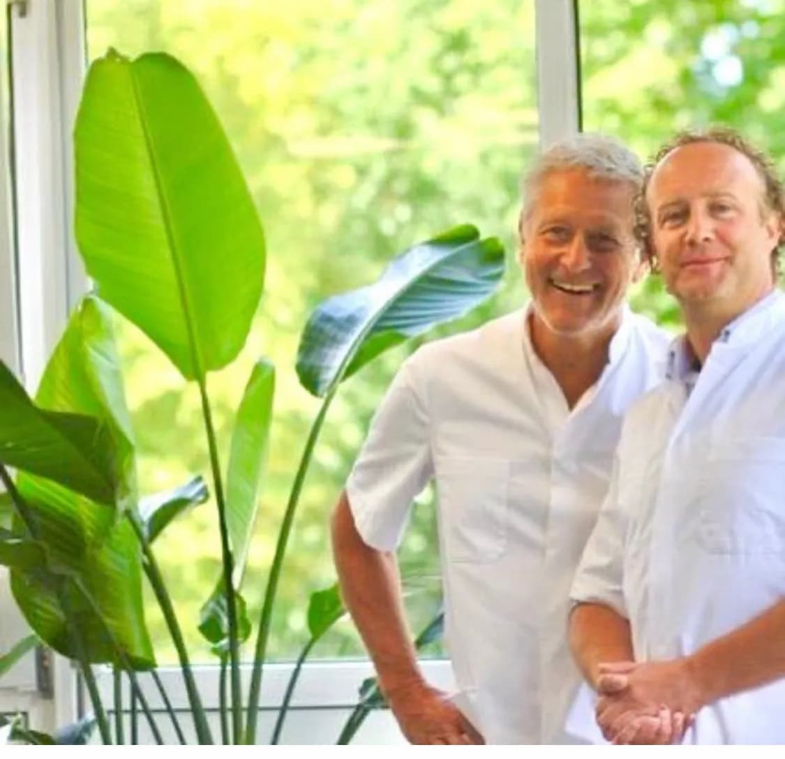 Implantologie — foto uit de Google-vermelding van de praktijk