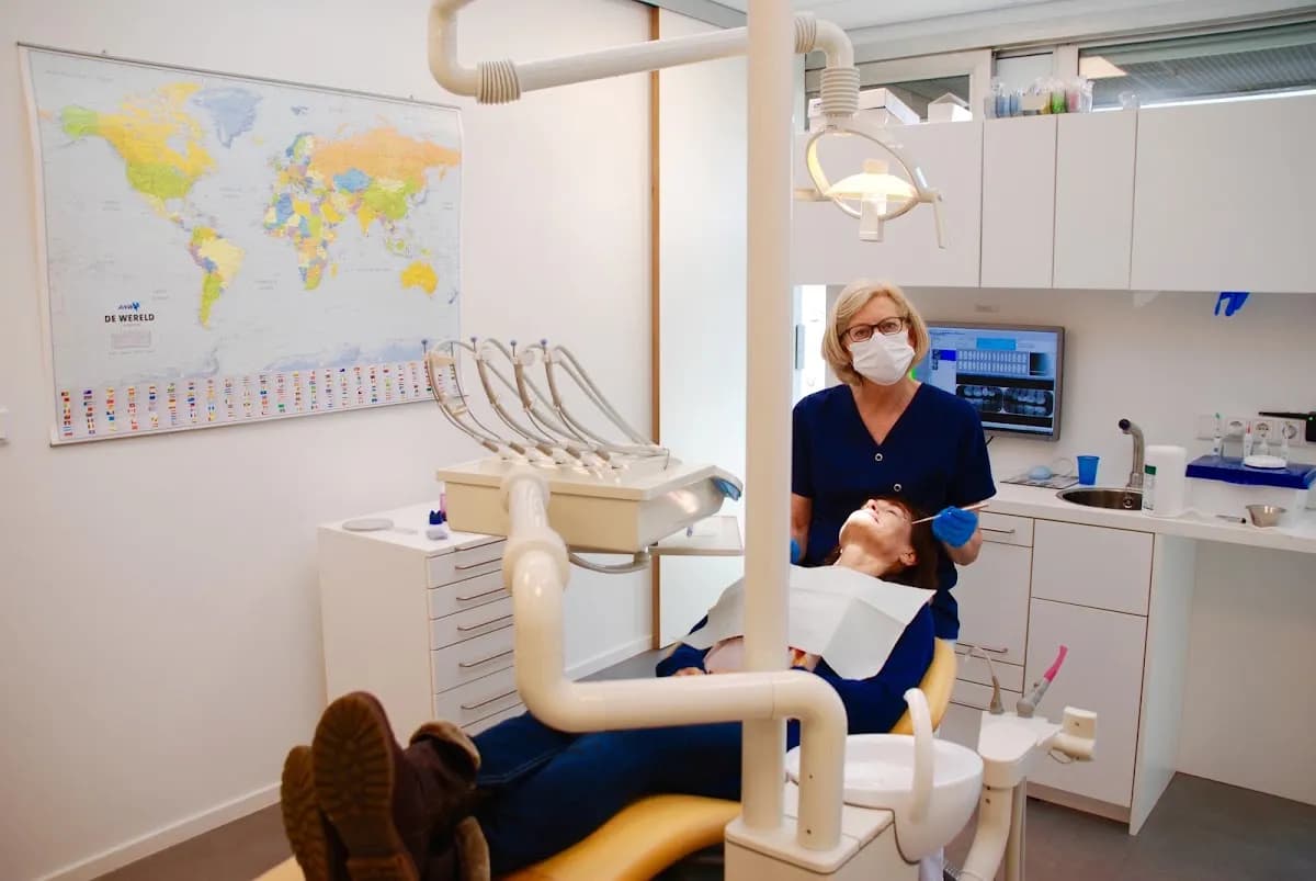 Kliniek voor Tandheelkunde Heemskerk — foto uit de Google-vermelding van de praktijk