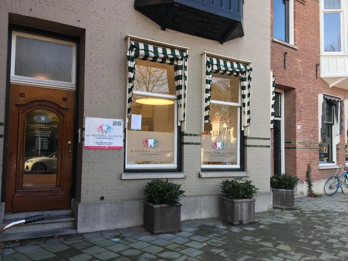 Mondzorg Clinics Den Bosch🦷 — foto uit de Google-vermelding van de praktijk