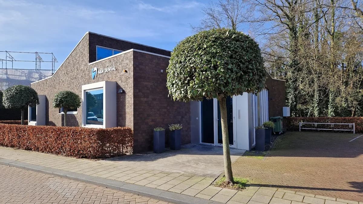 N & N Dental Noordwijkerhout — foto uit de Google-vermelding van de praktijk