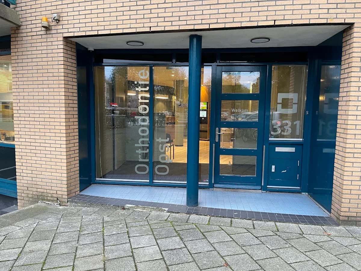 Orthodontiepraktijk Amsterdam Oost — foto uit de Google-vermelding van de praktijk