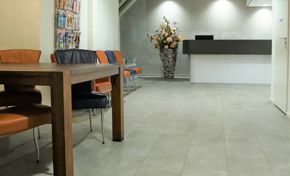 R. Steinmeijer — foto uit de Google-vermelding van de praktijk