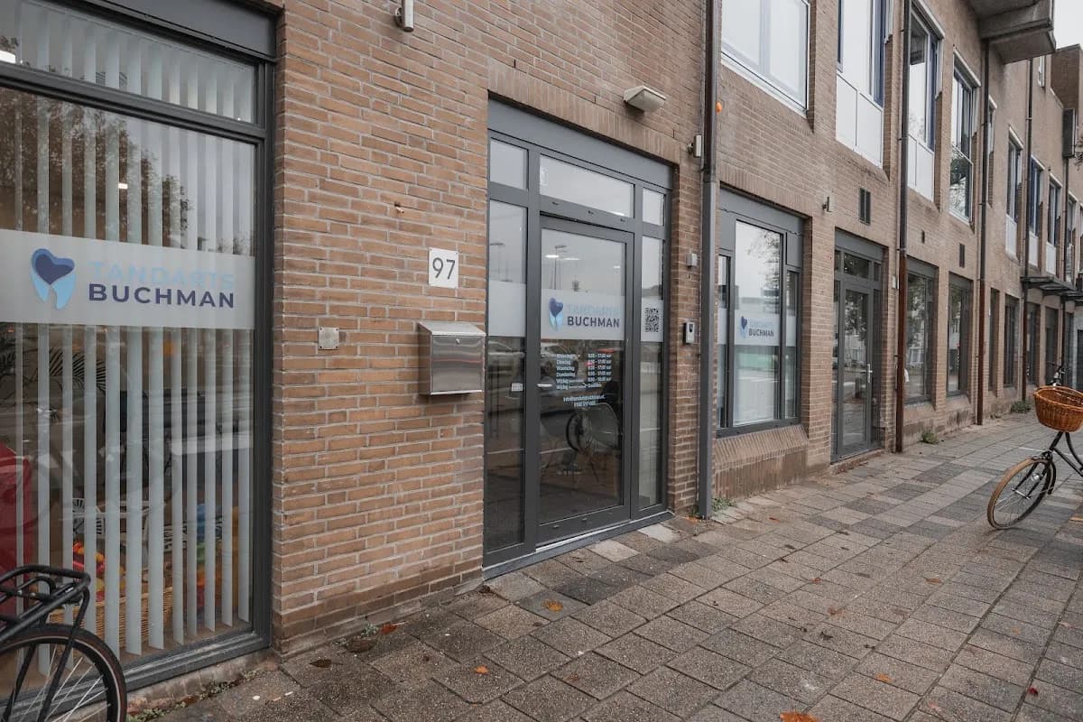 Tandarts Buchman — foto uit de Google-vermelding van de praktijk