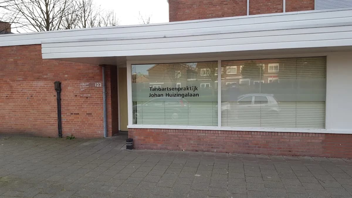 Tandartsenpraktijk Johan Huizingalaan — foto uit de Google-vermelding van de praktijk