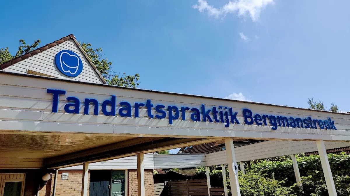 Tandartspraktijk Bergmanstrook — foto uit de Google-vermelding van de praktijk