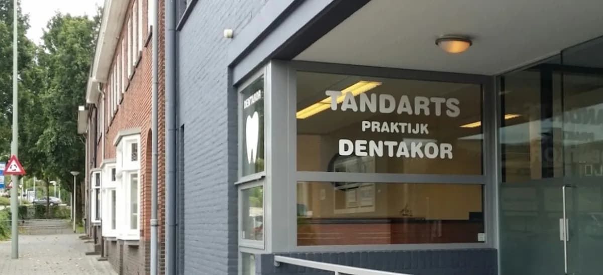 Tandartspraktijk Dentakor — foto uit de Google-vermelding van de praktijk
