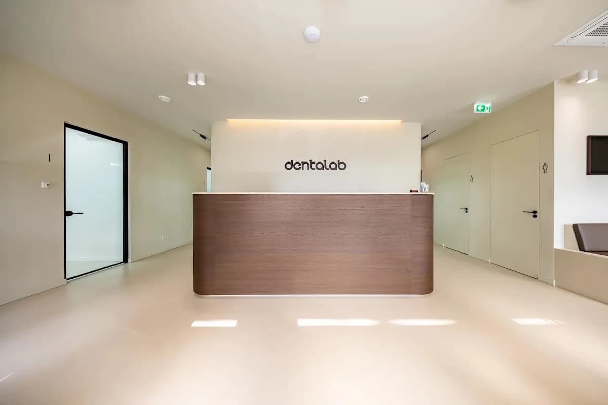 Tandartspraktijk Dentalab — foto uit de Google-vermelding van de praktijk