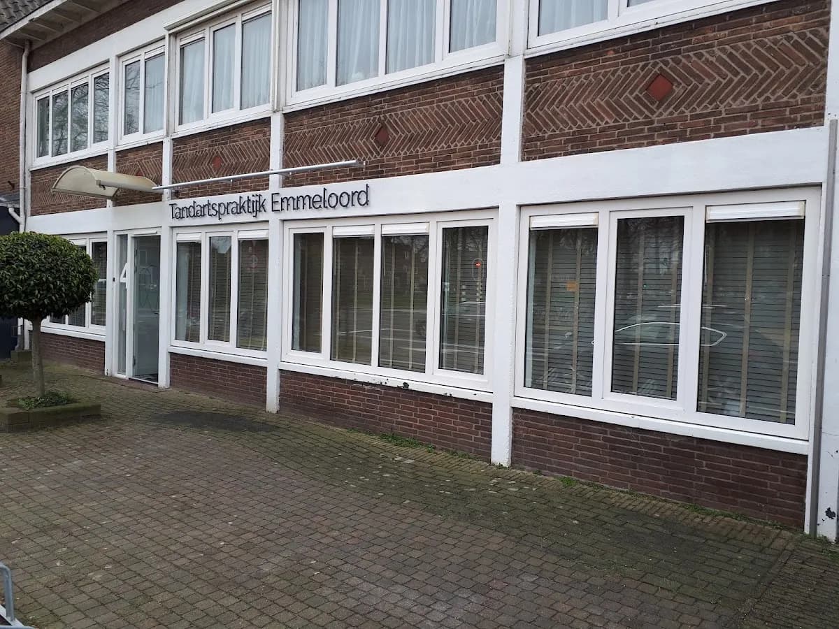 Tandartspraktijk Emmeloord — foto uit de Google-vermelding van de praktijk