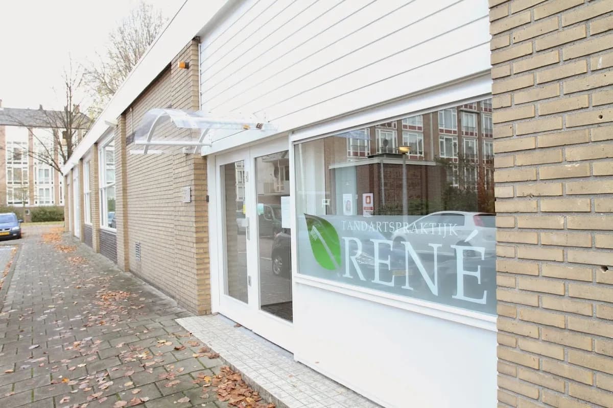 Tandartspraktijk Gina — foto uit de Google-vermelding van de praktijk