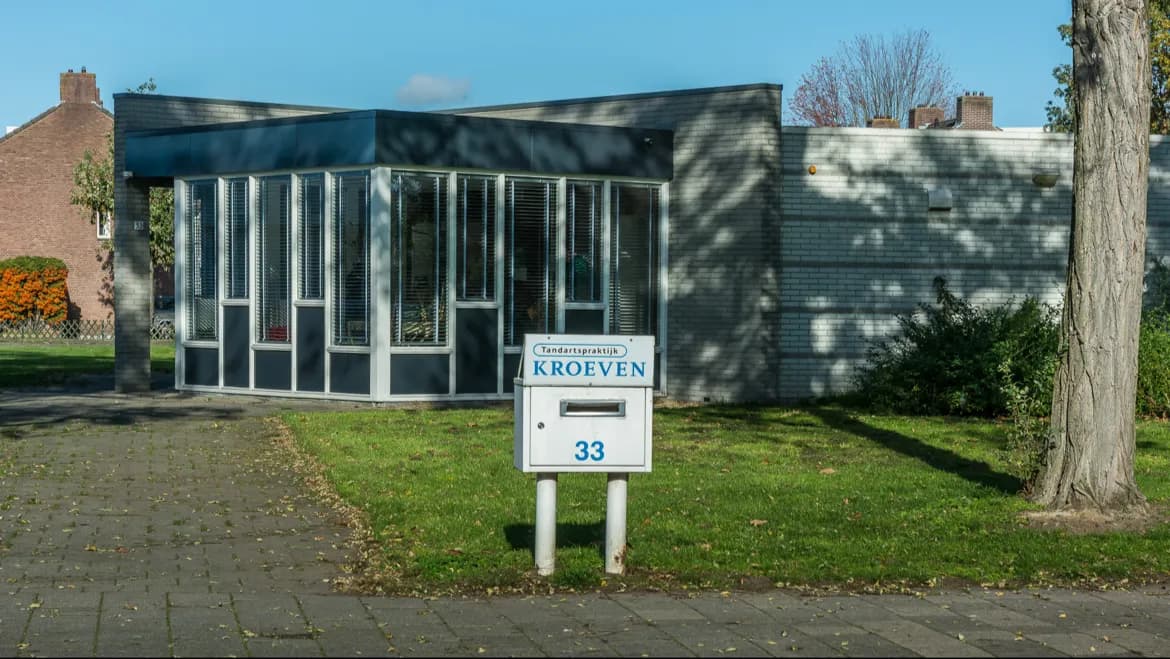 Tandartspraktijk Kroeven — foto uit de Google-vermelding van de praktijk