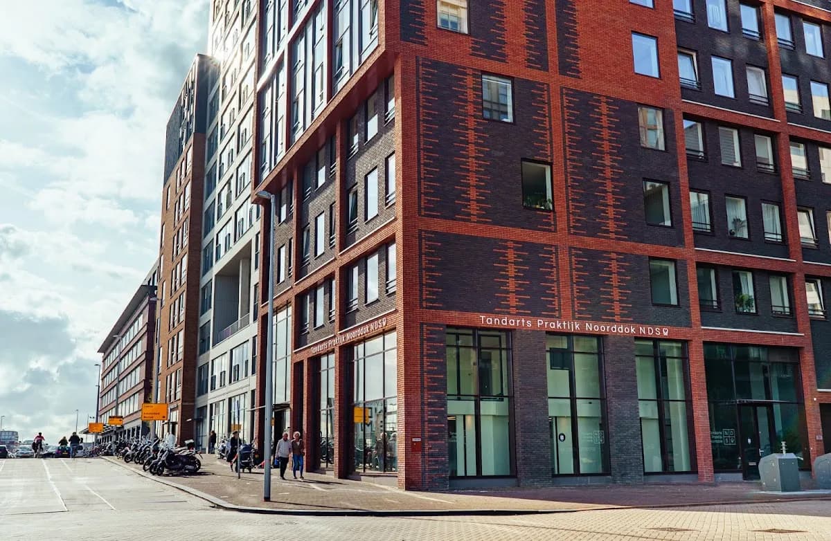 Tandartspraktijk Noorddok NDSM — foto uit de Google-vermelding van de praktijk