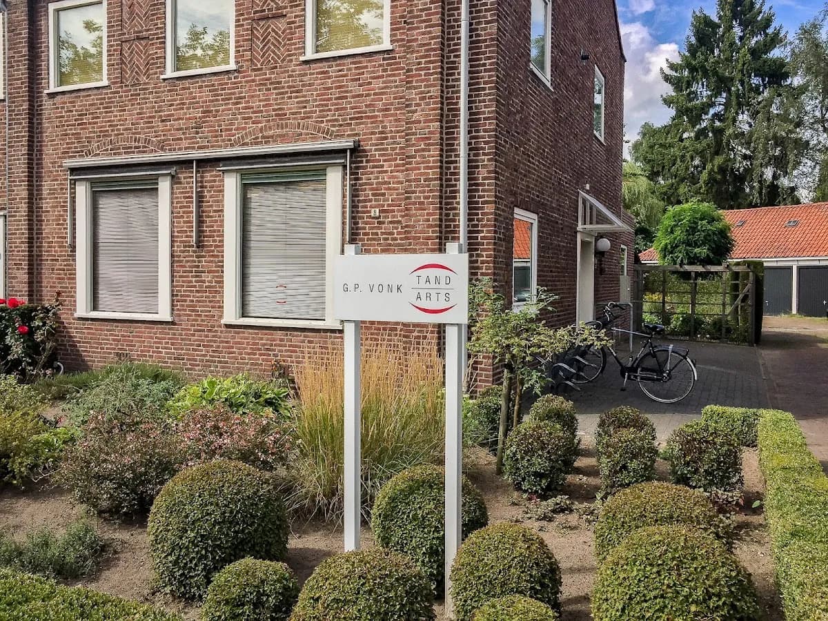 Tandartspraktijk Y.D. Tuns — foto uit de Google-vermelding van de praktijk