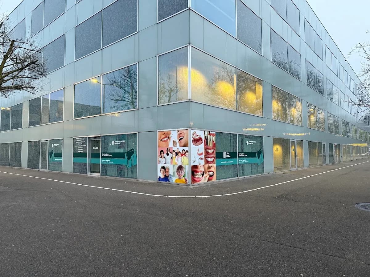 Tandartspraktijk Zalmplaat — foto uit de Google-vermelding van de praktijk