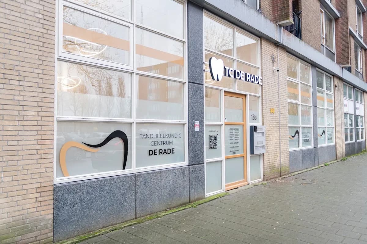 Tandheelkundig Centrum De Rade — foto uit de Google-vermelding van de praktijk