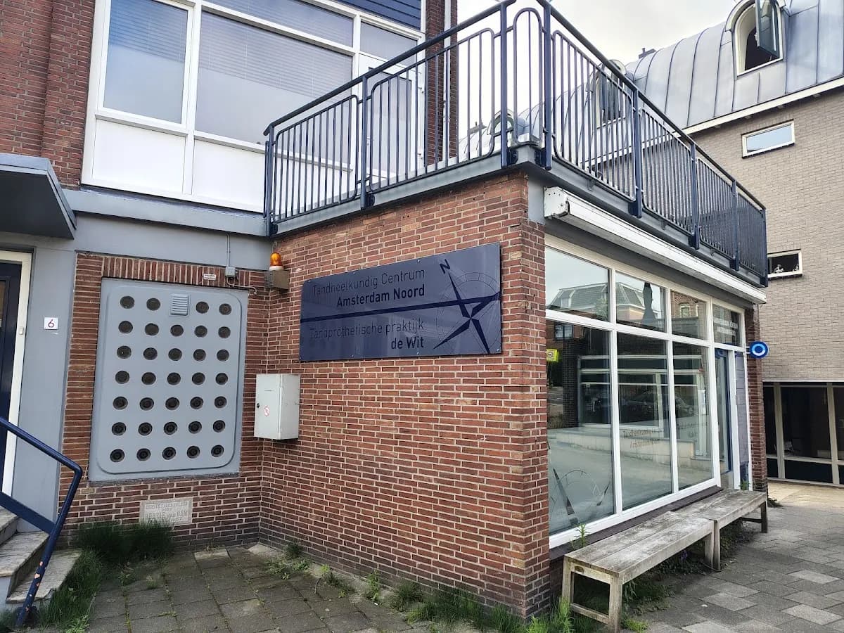 Tandheelkundig Centrum — foto uit de Google-vermelding van de praktijk
