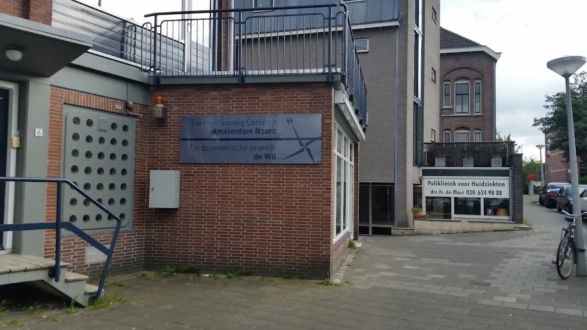 Tandheelkundig Centrum — foto uit de Google-vermelding van de praktijk