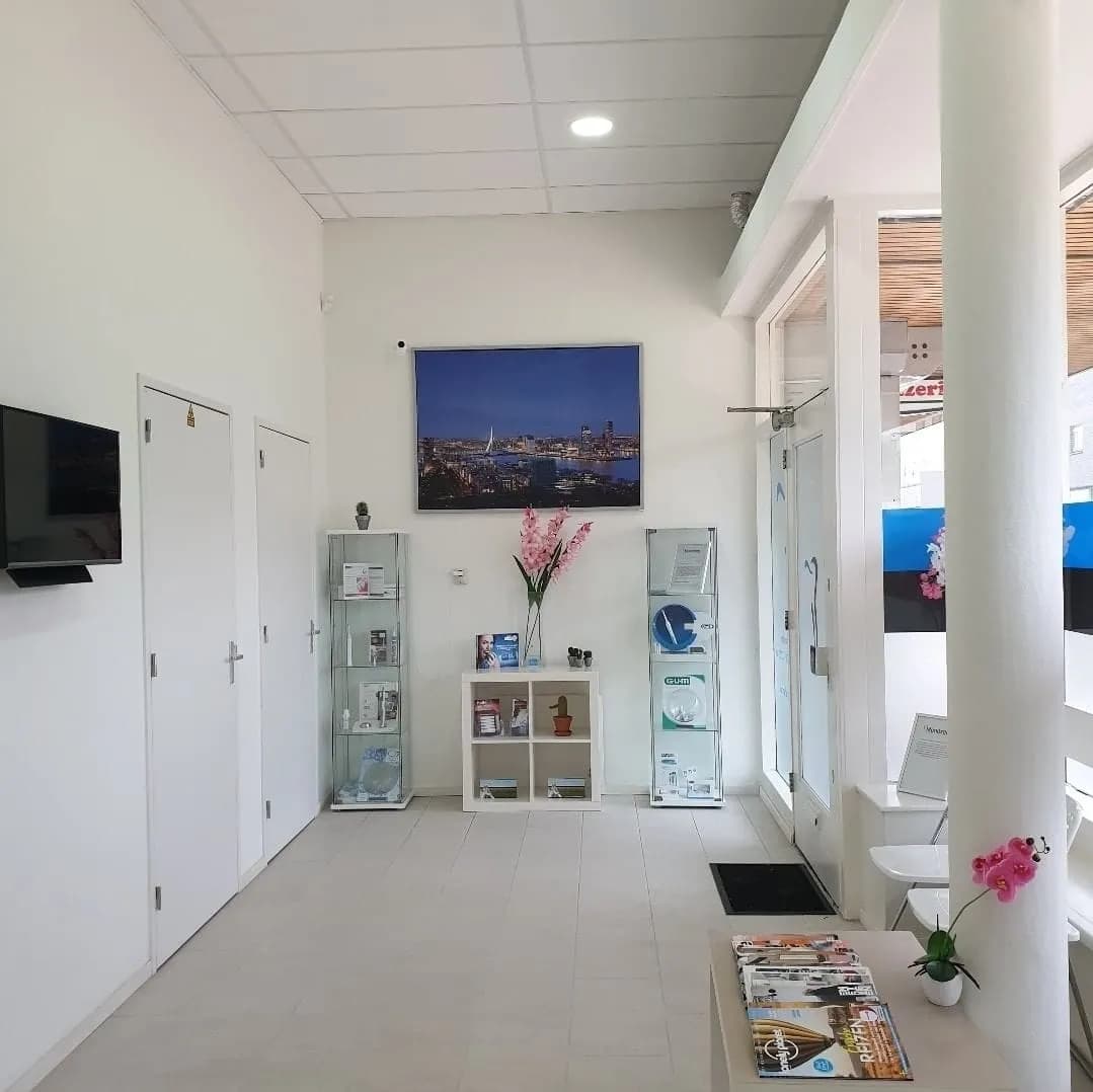 Tandheelkundig Centrum Pendrecht — foto uit de Google-vermelding van de praktijk