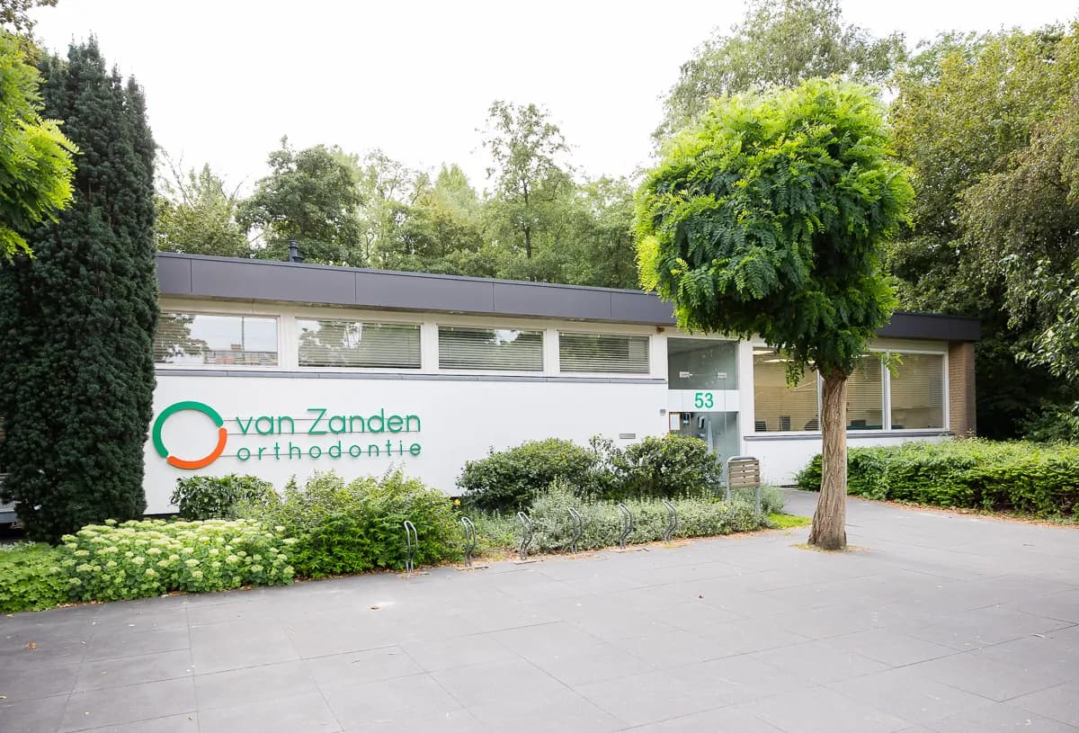 Van Zanden Orthodontie Vlaardingen — foto uit de Google-vermelding van de praktijk