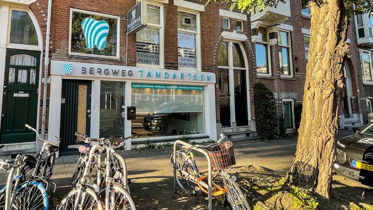 Bergweg Tandartsen — foto uit de Google-vermelding van de praktijk