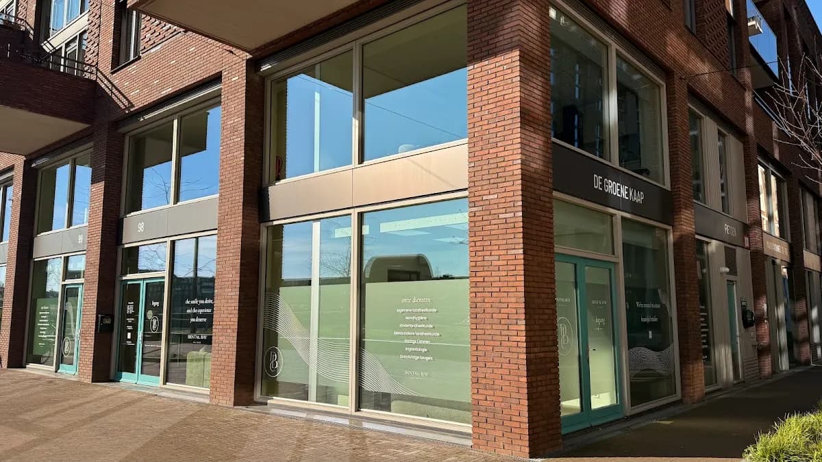 Dental Bay Clinic Rotterdam — foto uit de Google-vermelding van de praktijk