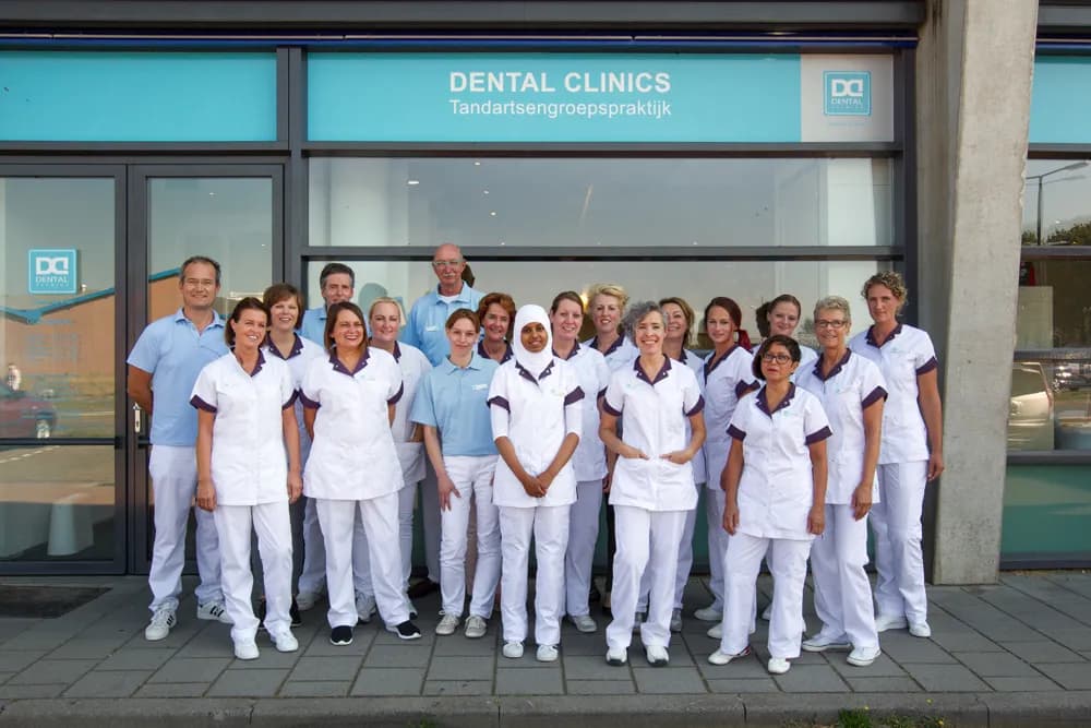Dental Clinics Colmschate — foto uit de Google-vermelding van de praktijk