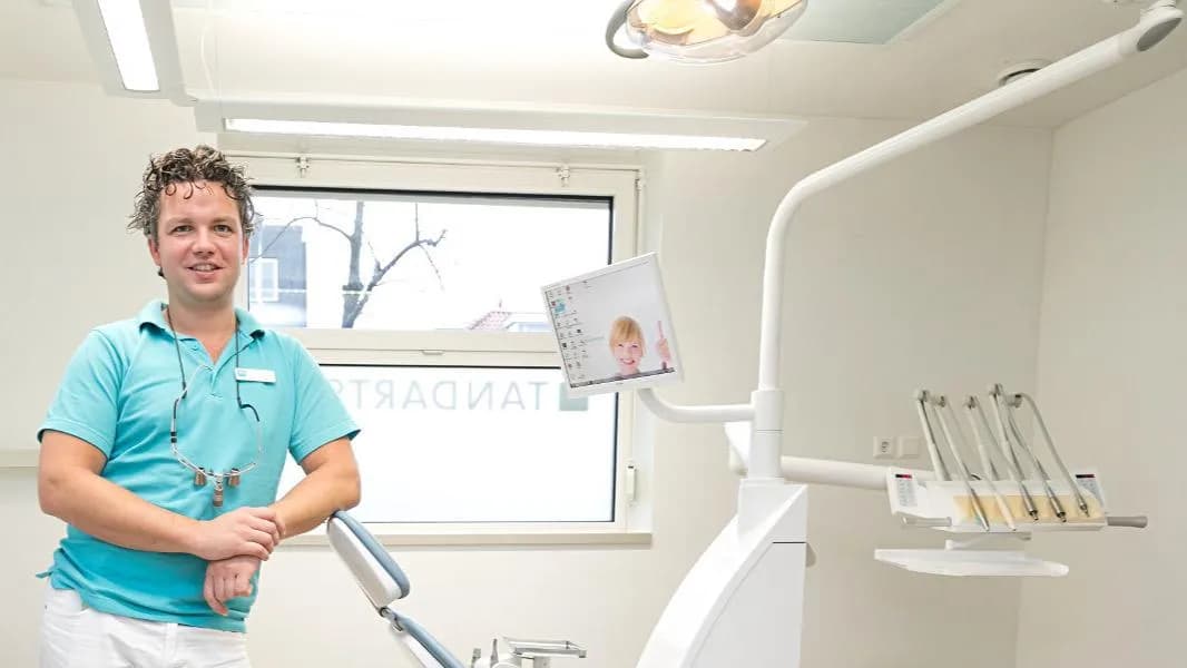 Dental Clinics Eindhoven — foto uit de Google-vermelding van de praktijk