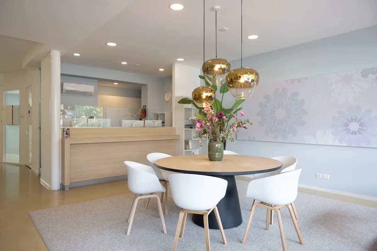 Dental Clinics Haarlem Rijksstraatweg — foto uit de Google-vermelding van de praktijk