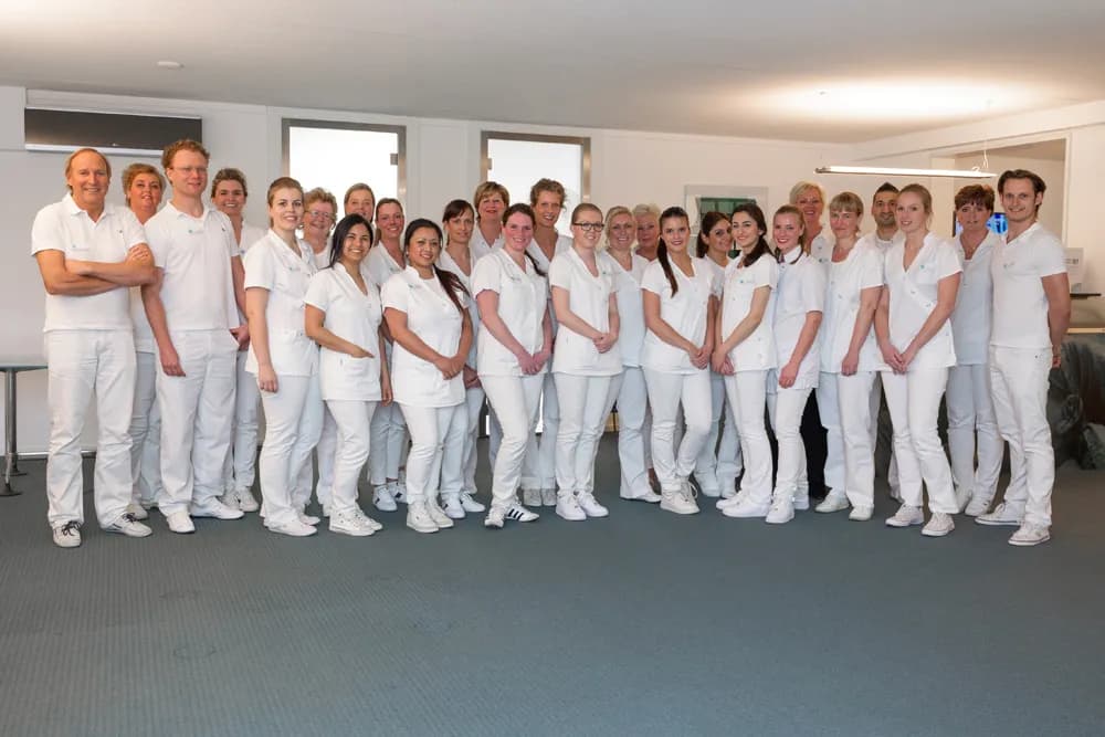 Dental Clinics Rotterdam Zuiderterras — foto uit de Google-vermelding van de praktijk