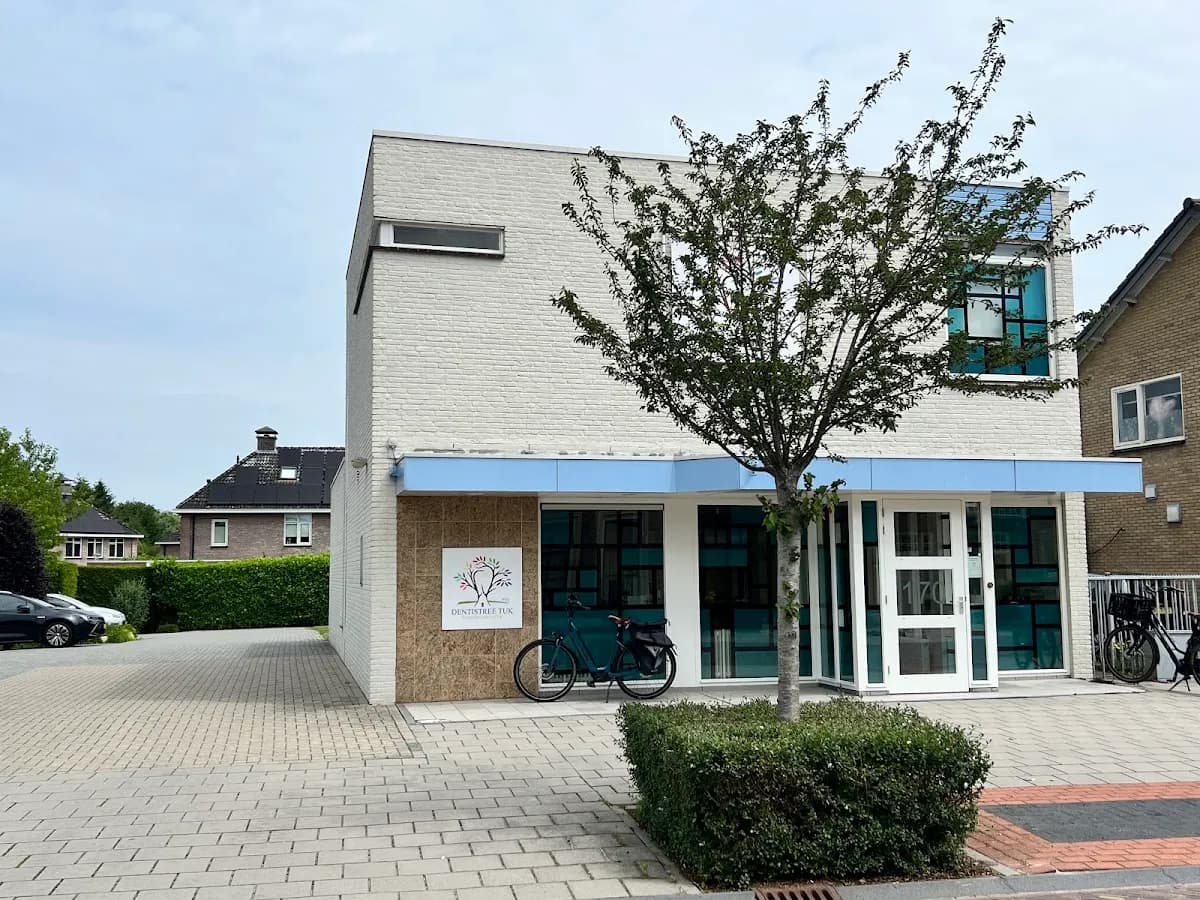 Dentistree Tuk Tandartspraktijk — foto uit de Google-vermelding van de praktijk