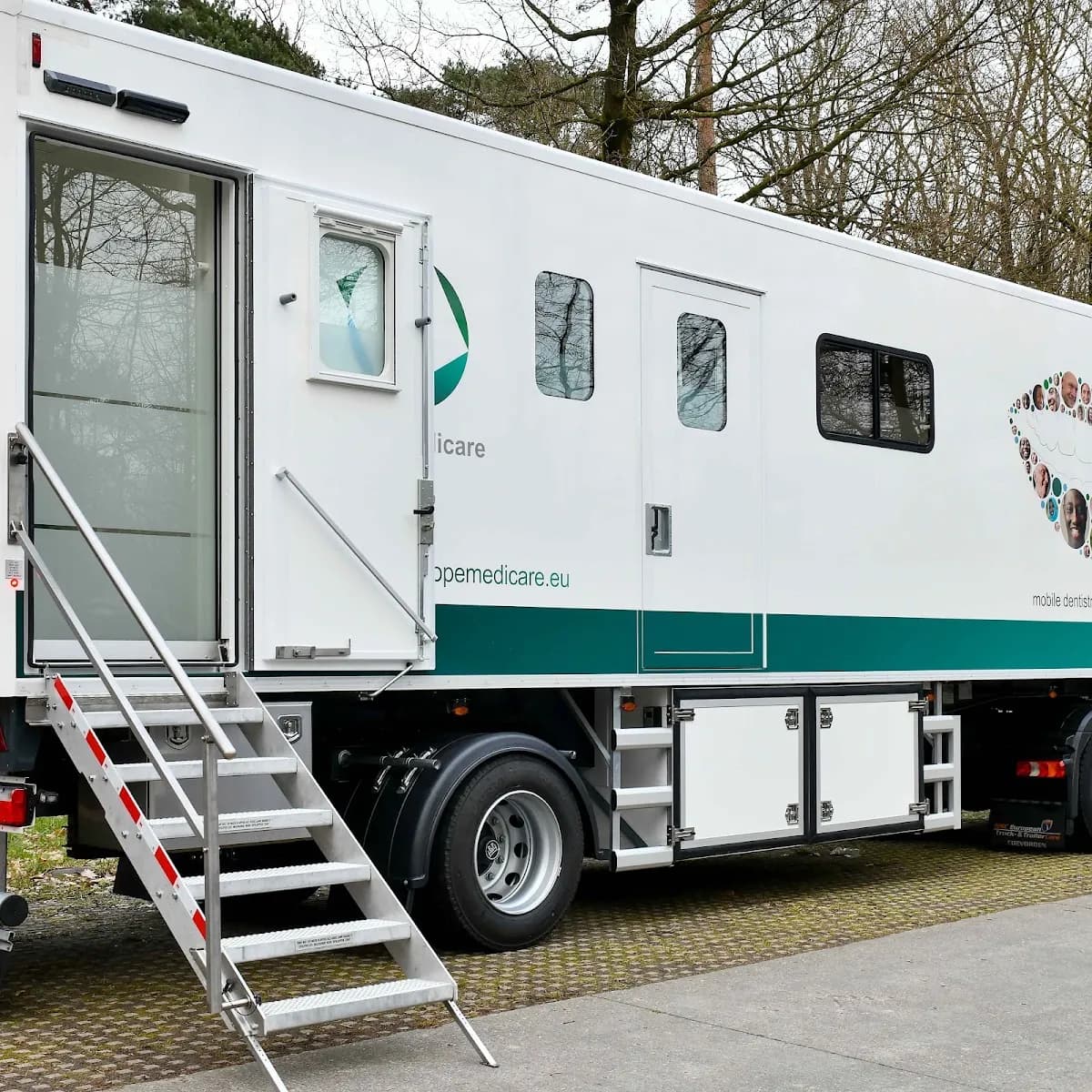 Europe Medicare | Tandarts aan huis voor ouderen en kwetsbare mensen — foto uit de Google-vermelding van de praktijk