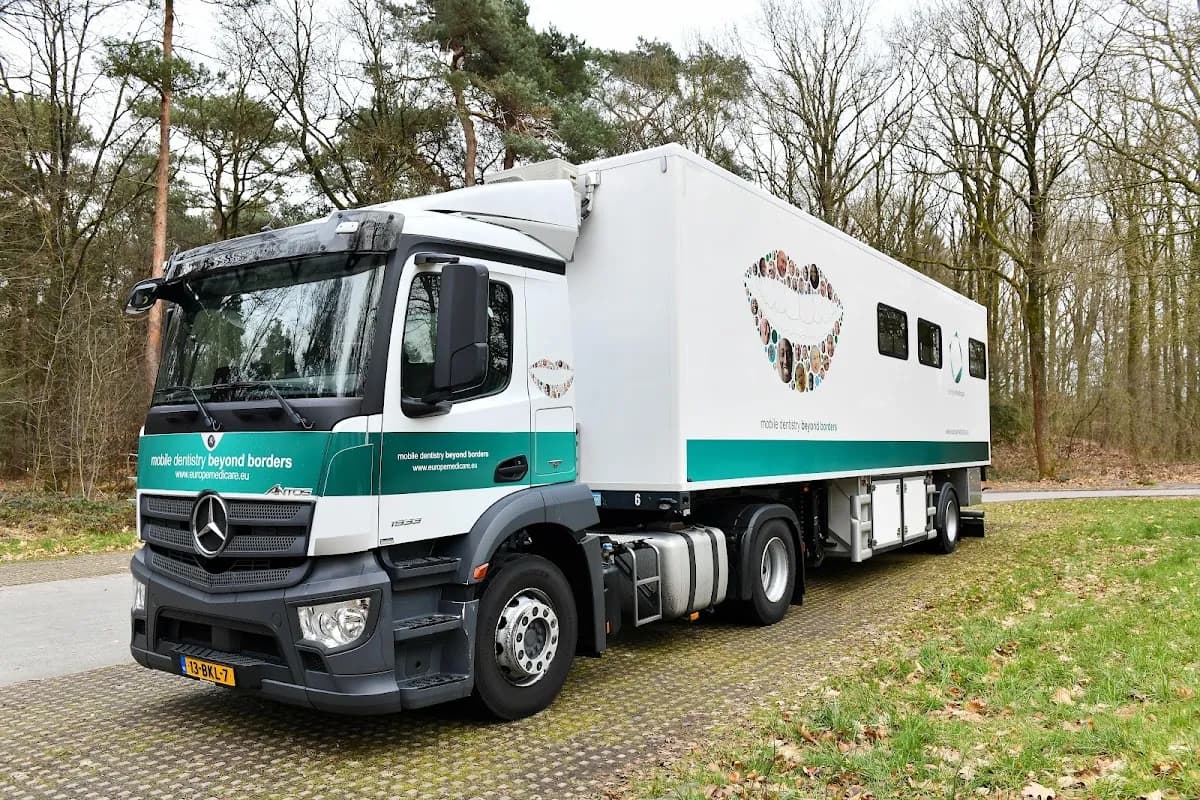 Europe Medicare | Tandarts aan huis voor ouderen en kwetsbare mensen — foto uit de Google-vermelding van de praktijk