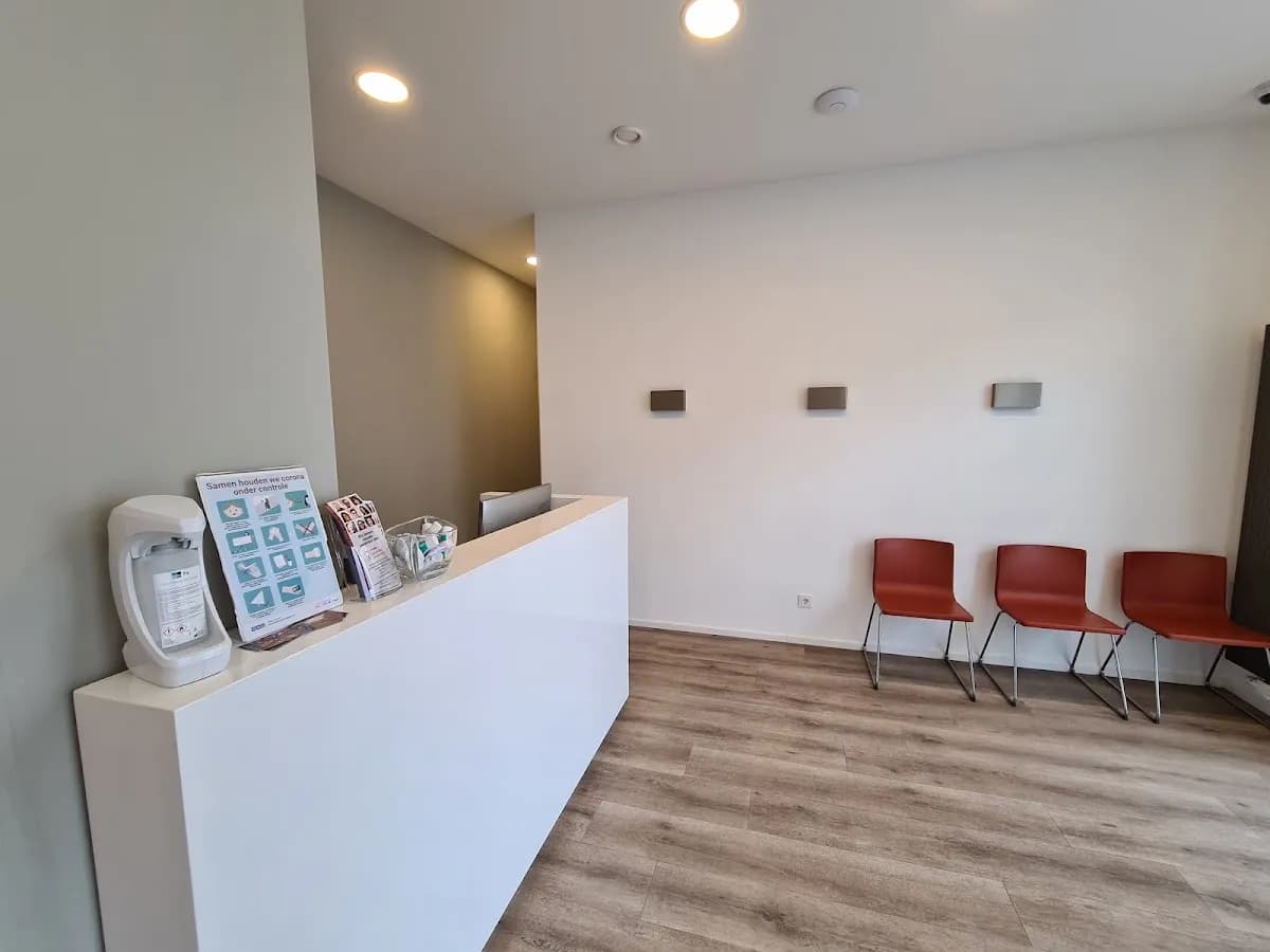 Expat Dental — foto uit de Google-vermelding van de praktijk