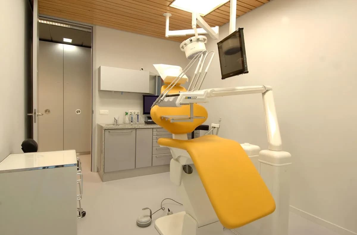 Kliniek voor Parodontologie Amsterdam (KVPA) — foto uit de Google-vermelding van de praktijk