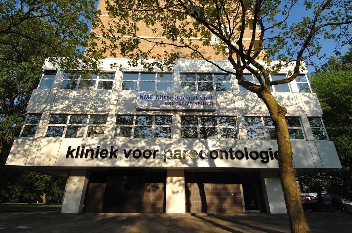 Kliniek voor Parodontologie Amsterdam (KVPA) — foto uit de Google-vermelding van de praktijk