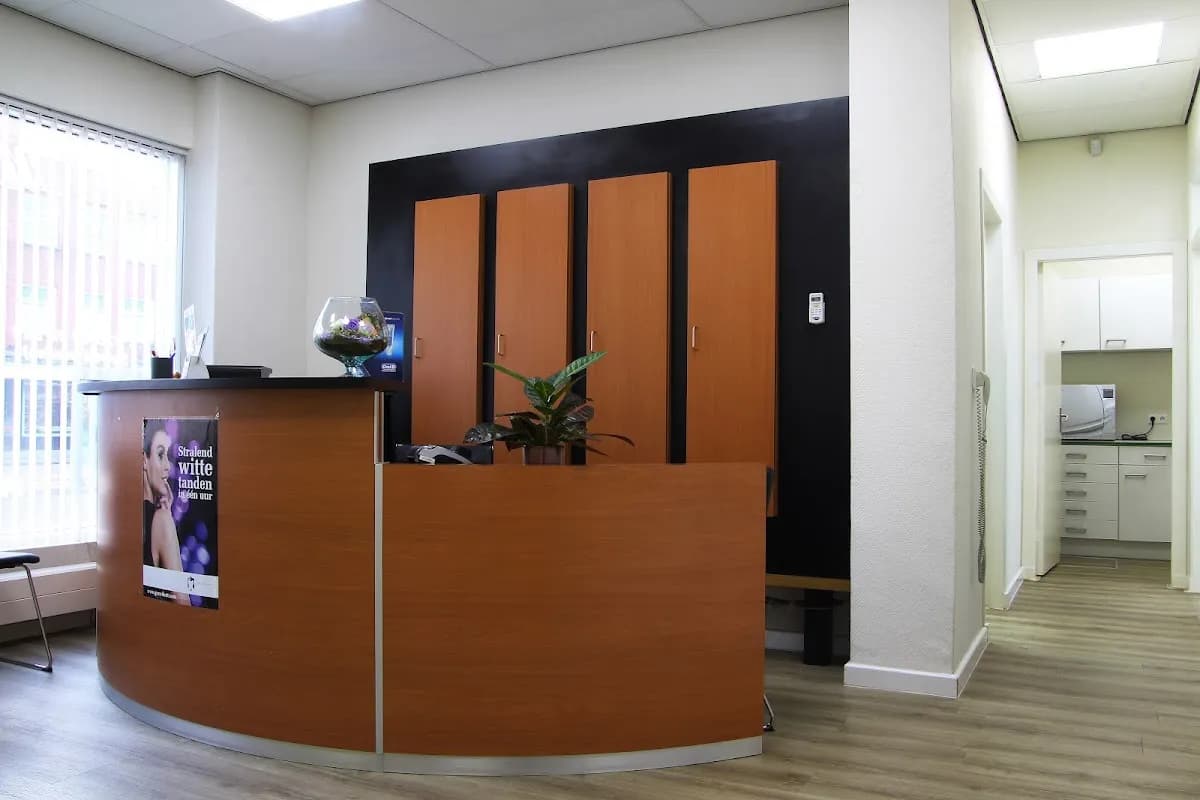 M.K. Dental — foto uit de Google-vermelding van de praktijk