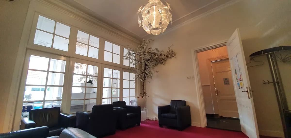Mondzorg Clinics Waalwijk — foto uit de Google-vermelding van de praktijk