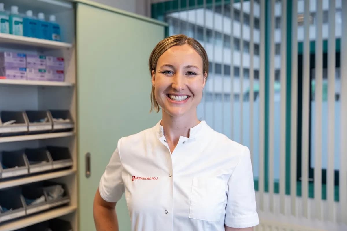 Mondzorg Poli - Spoed Tandarts Haarlem — foto uit de Google-vermelding van de praktijk