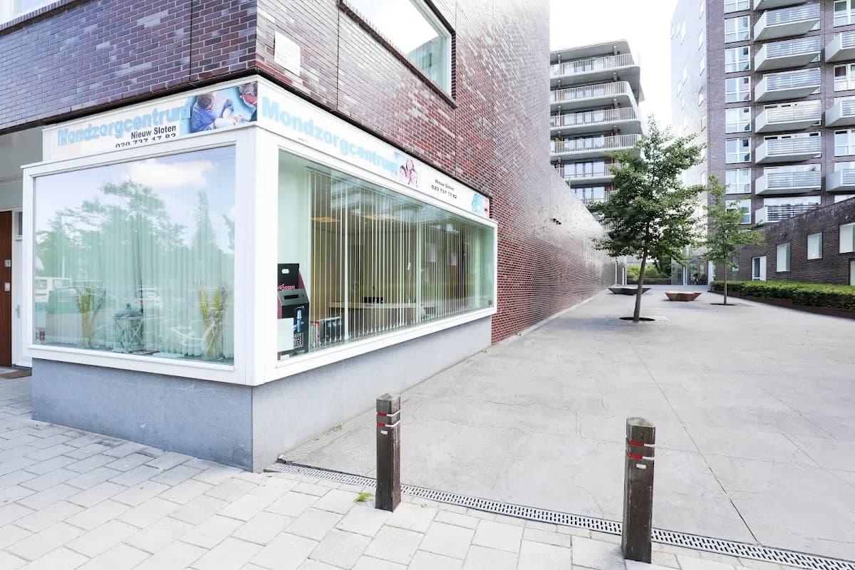 Mondzorgcentrum Amsterdam — foto uit de Google-vermelding van de praktijk