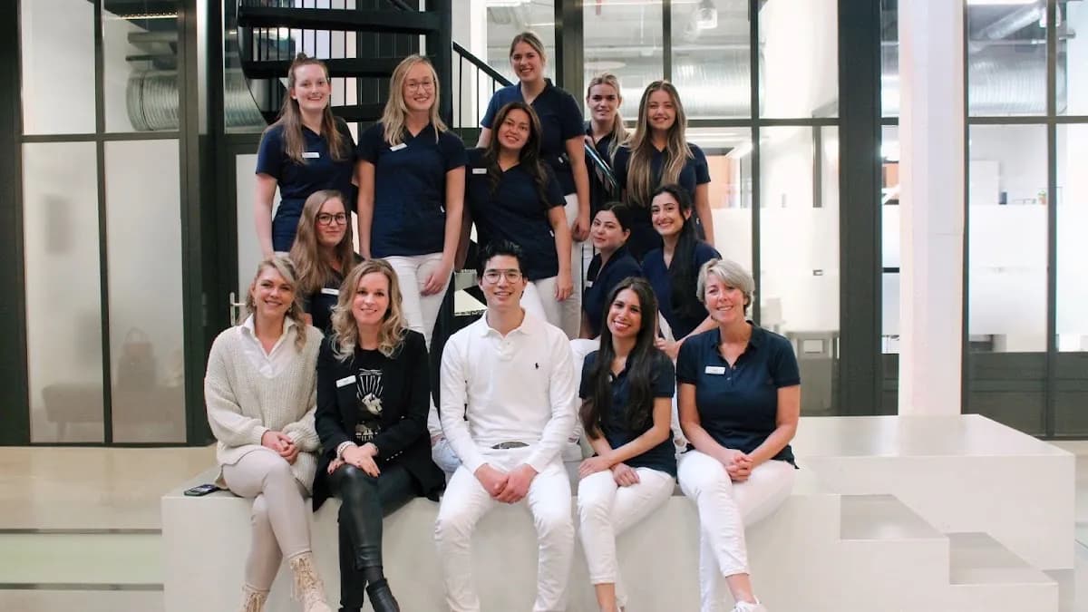 Orthodontist Almelo - Matthew Wiranto - Orthodontiepraktijk Almelo — foto uit de Google-vermelding van de praktijk