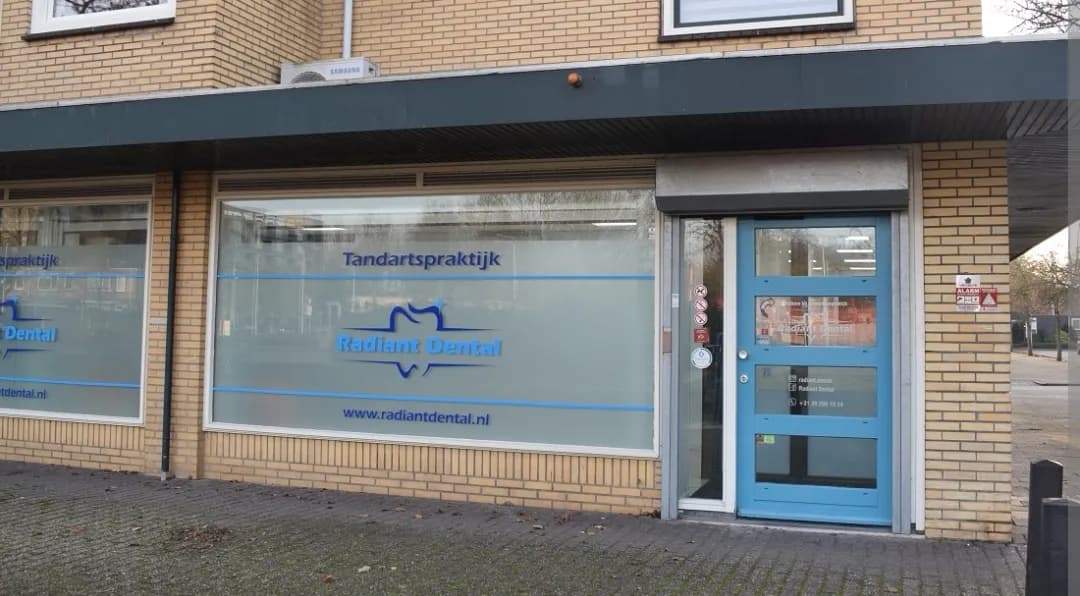 Radiant Dental — foto uit de Google-vermelding van de praktijk