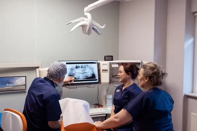 Tandarts- en mondhygiëne praktijk — foto uit de Google-vermelding van de praktijk
