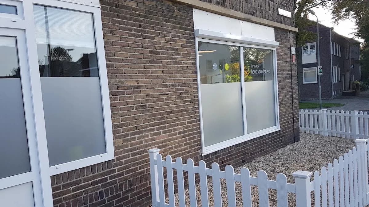 Tandarts Van der Elst — foto uit de Google-vermelding van de praktijk
