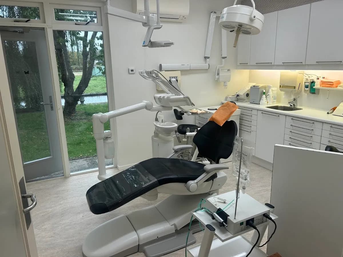 Tandarts Van der Kroft, Praktijk voor Orale Implantologie en Algemene Tandheelkunde B.V. — foto uit de Google-vermelding van de praktijk